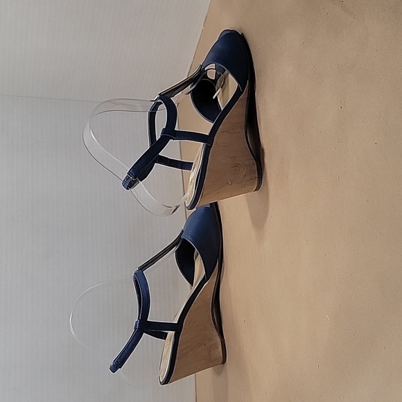 Impo Size 8.5 Vivette Sling Back Open Toe Wedge Sandals. Blue with Silver Accent - Picture 6 of 10